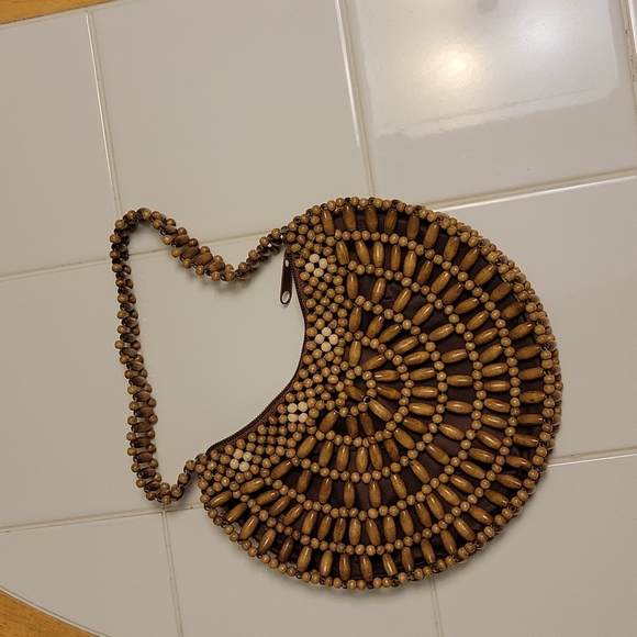 Boho wood beaded clutch - Picture 1 of 4